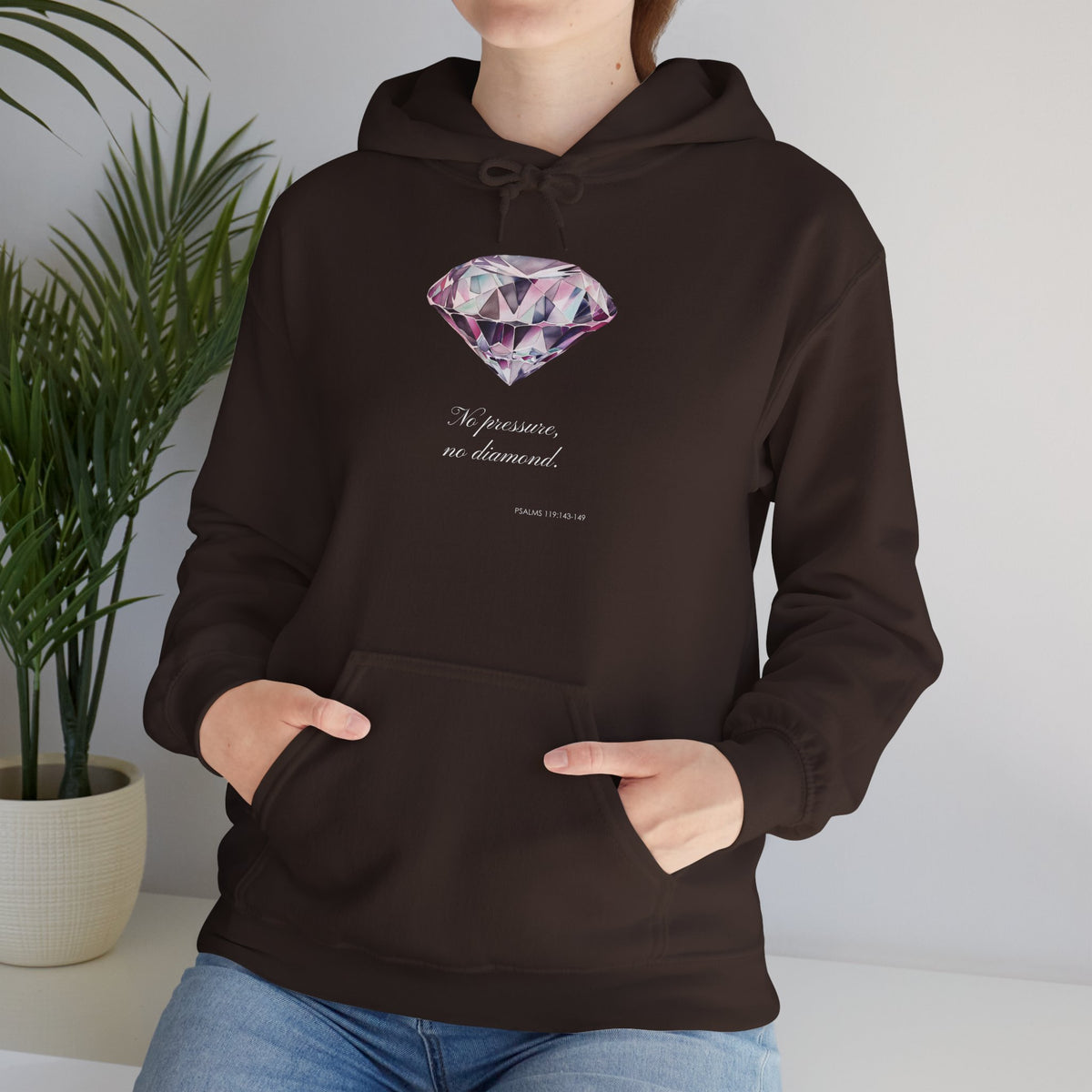 "No Pressure, no Diamond" Women's Heavy Blend™ Hooded Sweatshirt